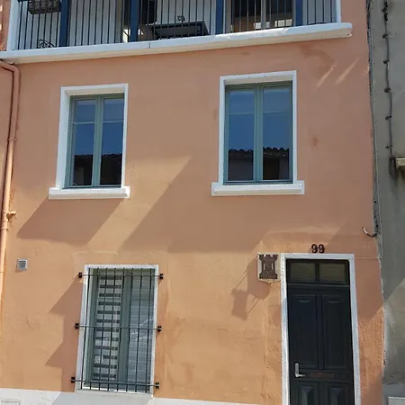 Les 3 Tours Apartment *