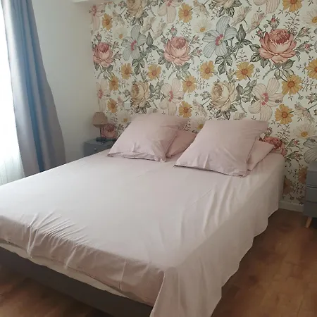 Les 3 Tours Apartment